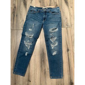 Kancun Los Angeles, W9 28 Style RC11077 Cut 2023 Distressed Jeans